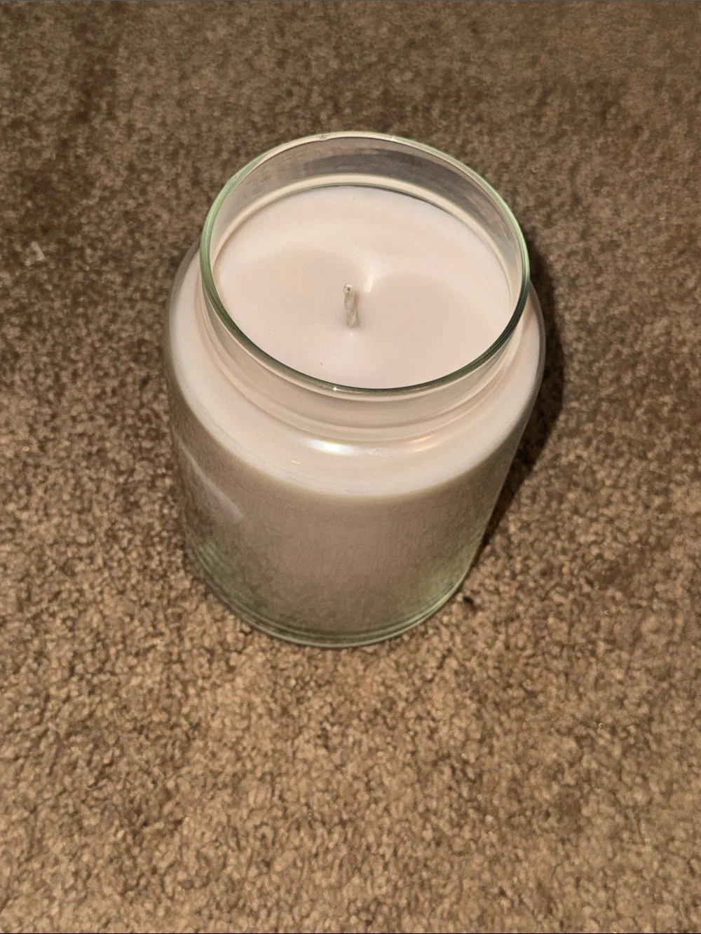Yankee Candle Limited Edition Caramel Kiss Jar Candle - 22 oz.